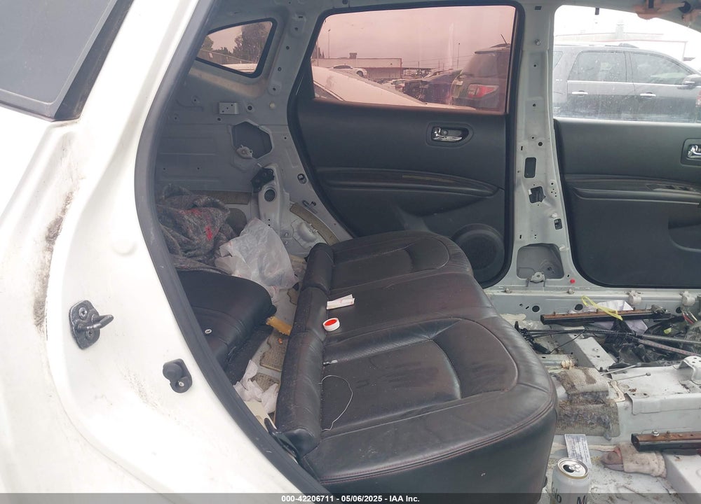 2013 NISSAN ROGUE VIN: JN8AS5MT6DW008854