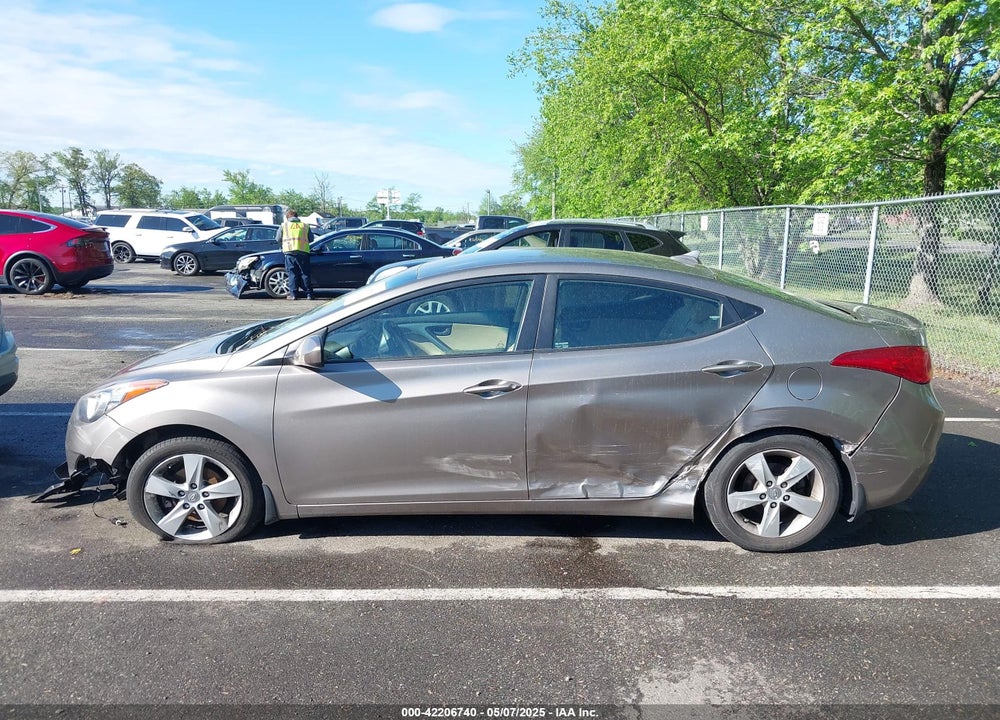 2013 HYUNDAI ELANTRA GLS VIN: 5NPDH4AE0DH414464