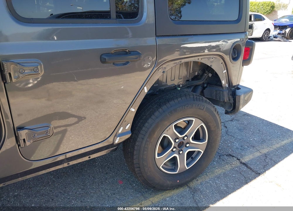 2022 JEEP WRANGLER UNLIMITED SPORT S 4X4 VIN: 1C4HJXDG6NW134306