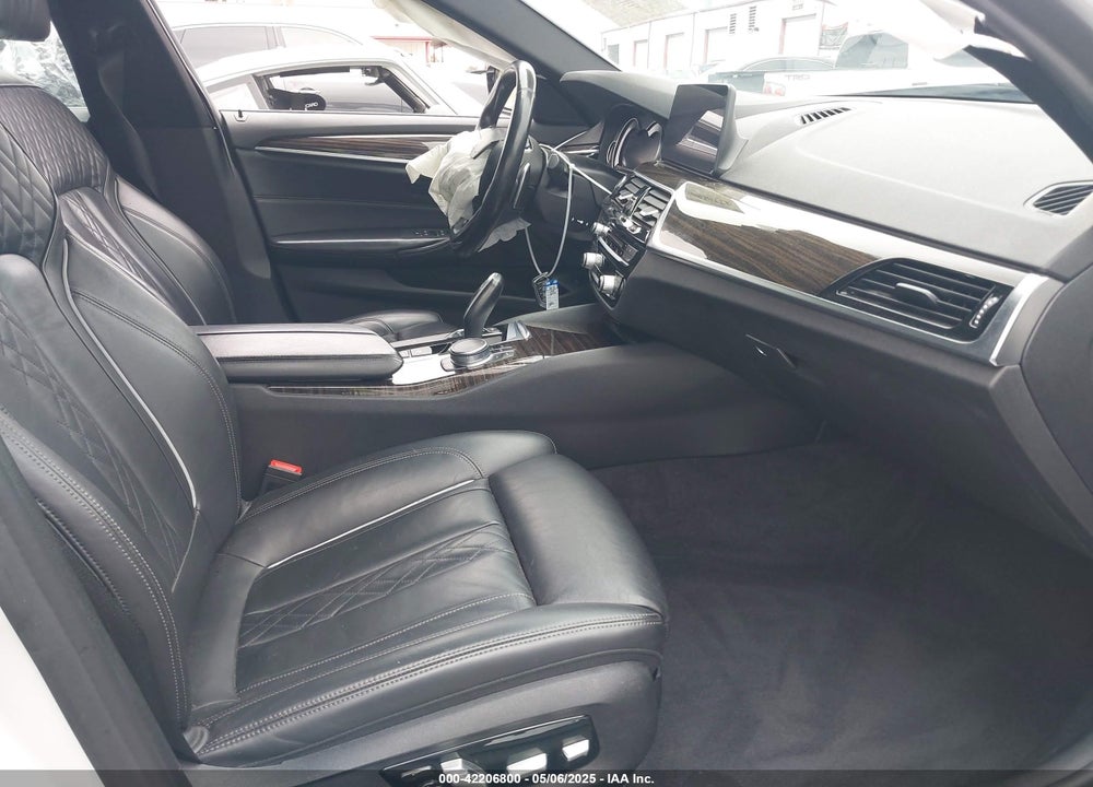2018 BMW 540I VIN: WBAJE5C53JWA98577