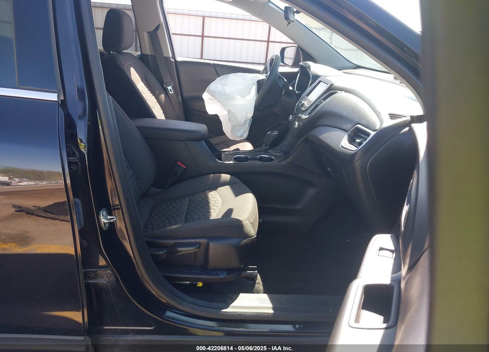 2019 CHEVROLET EQUINOX VIN: 2GNAXUEV5K6126433