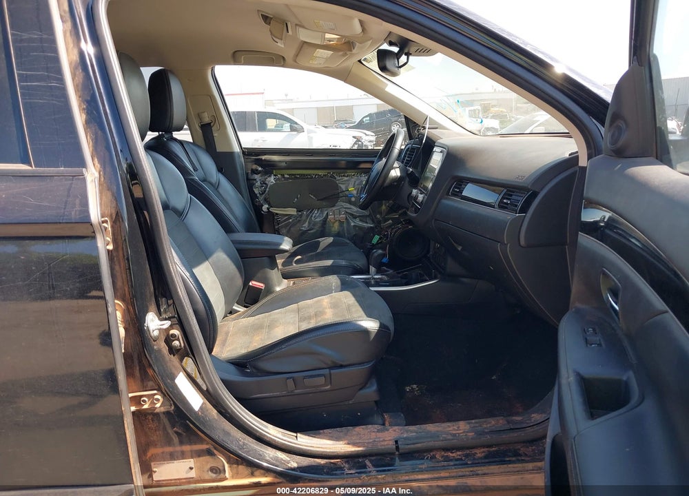 2020 MITSUBISHI OUTLANDER SE 2.4 VIN: JA4AD3A30LZ022397