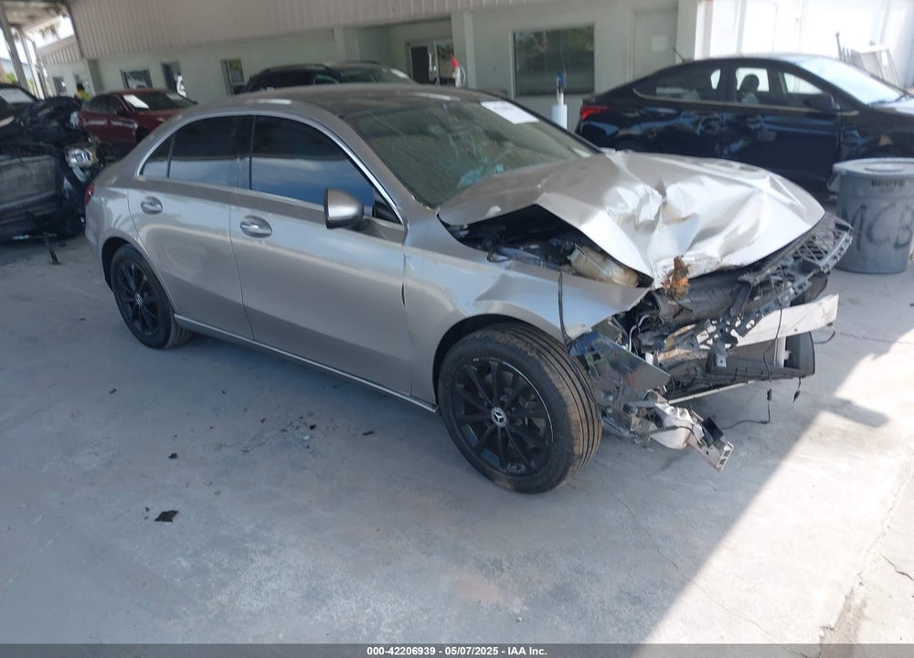 2020 MERCEDES-BENZ A 220 VIN: W1K3G4EB8LW045222