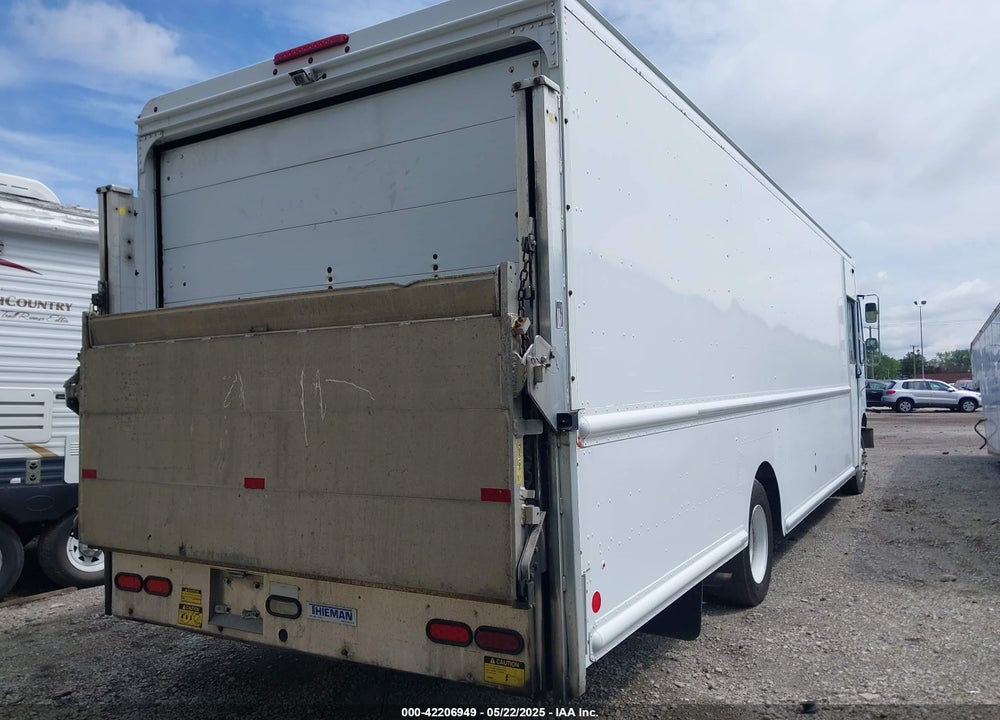 2012 FREIGHTLINER CHASSIS M LINE WALK-IN VAN VIN: 4UZAC3DV2CCBE5444