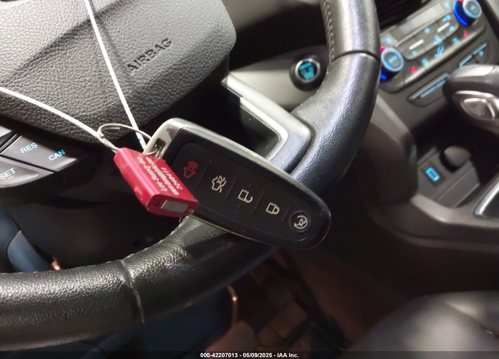 2019 FORD ESCAPE SEL VIN: 1FMCU9HD8KUC30146