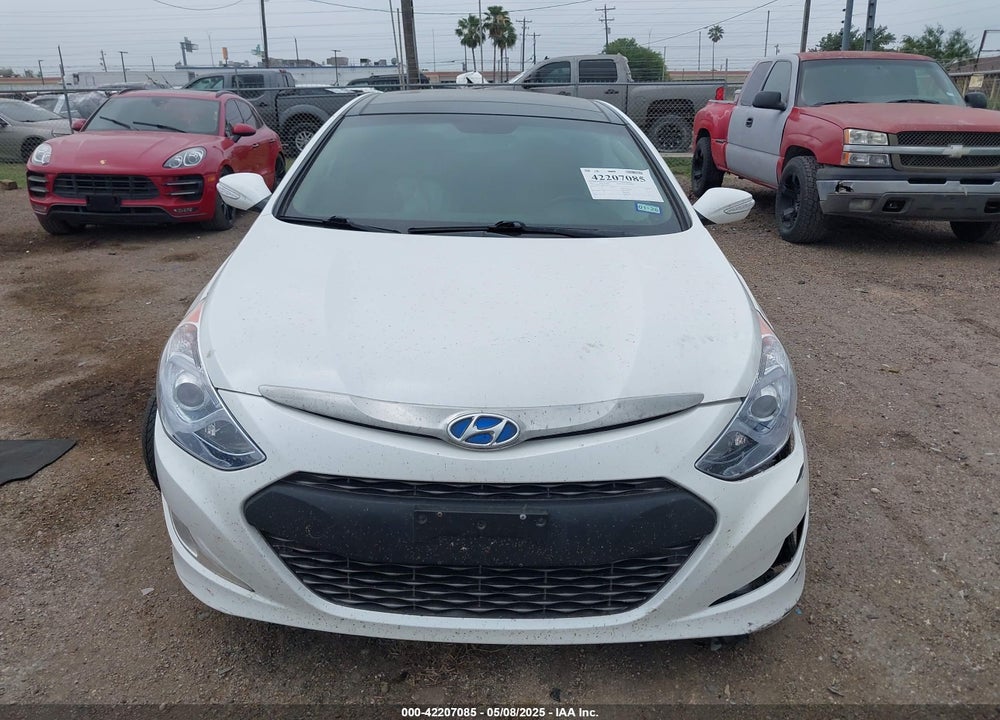 2015 HYUNDAI SONATA HYBRID LIMITED VIN: KMHEC4A48FA120732