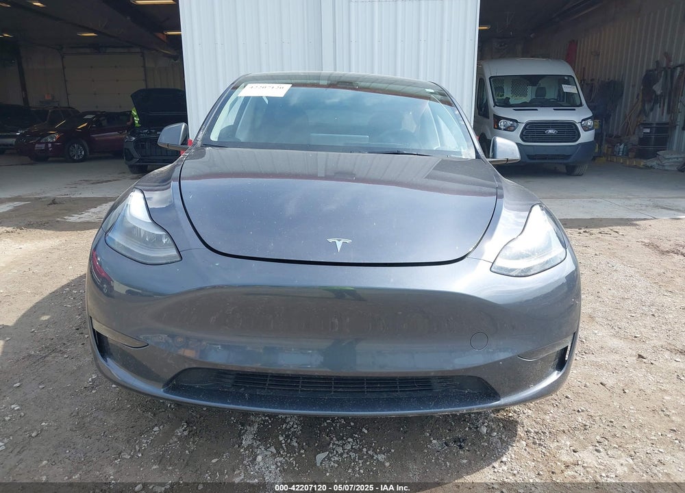 2023 TESLA MODEL Y VIN: 7SAYGDEF1PF777756