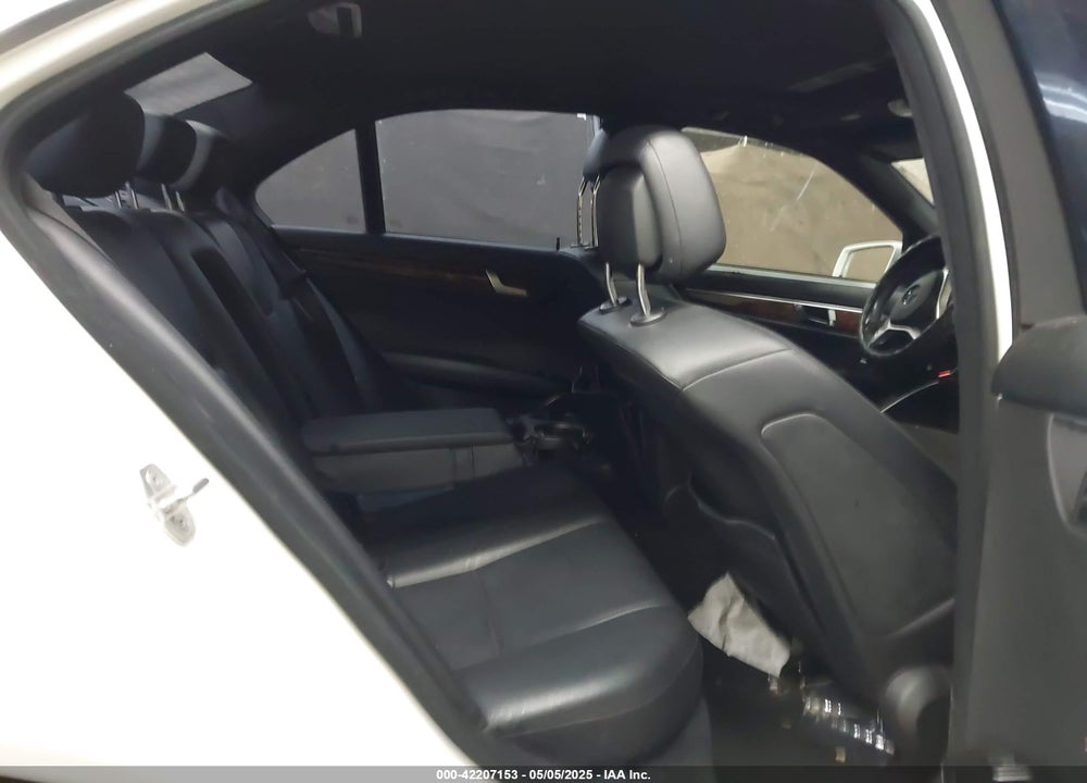 2012 MERCEDES-BENZ C CLASS VIN: WDDGF4HB6CA614243