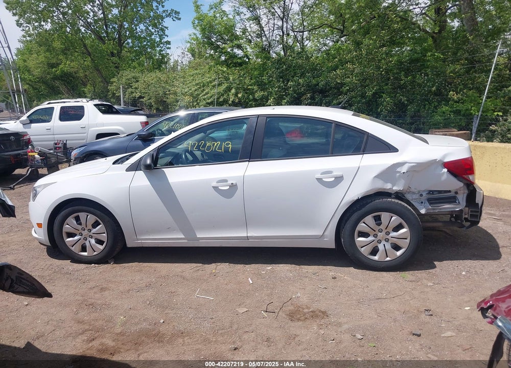2013 CHEVROLET CRUZE VIN: 1G1PA5SH3D7324528