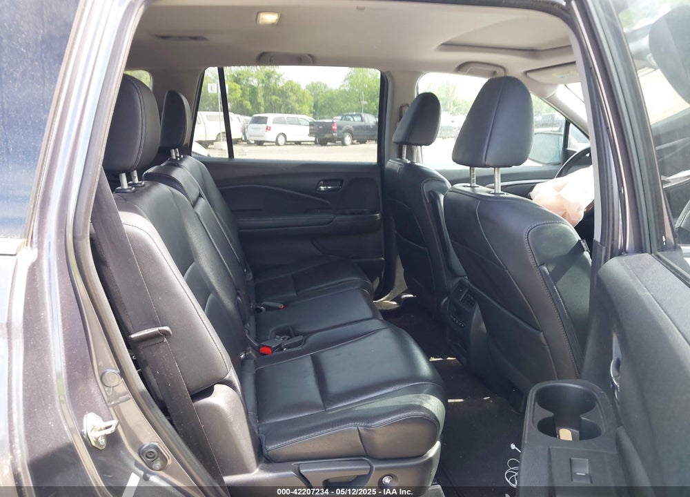 2016 HONDA PILOT EX-L VIN: 5FNYF6H54GB015486