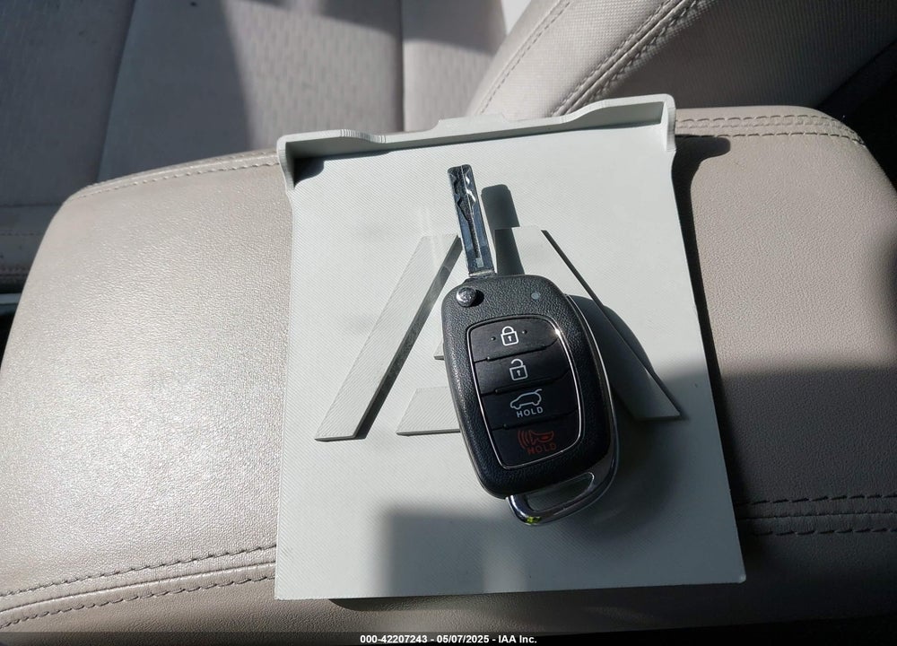 2019 HYUNDAI TUCSON VIN: KM8J23A45KU031611