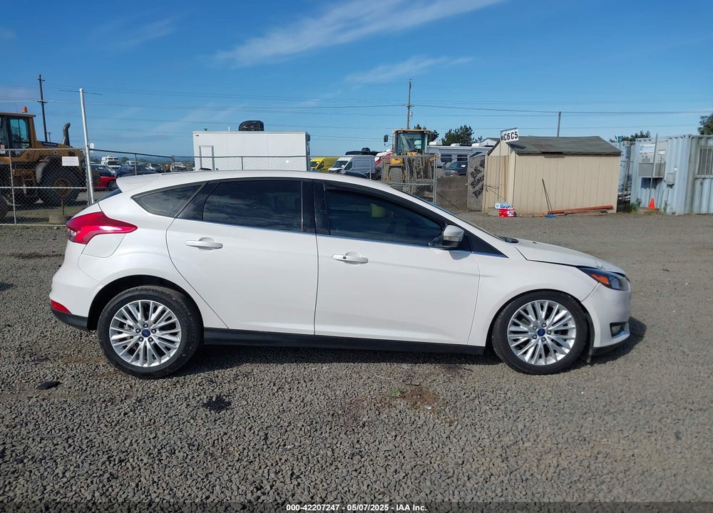 2017 FORD FOCUS VIN: 1FADP3N24HL308751