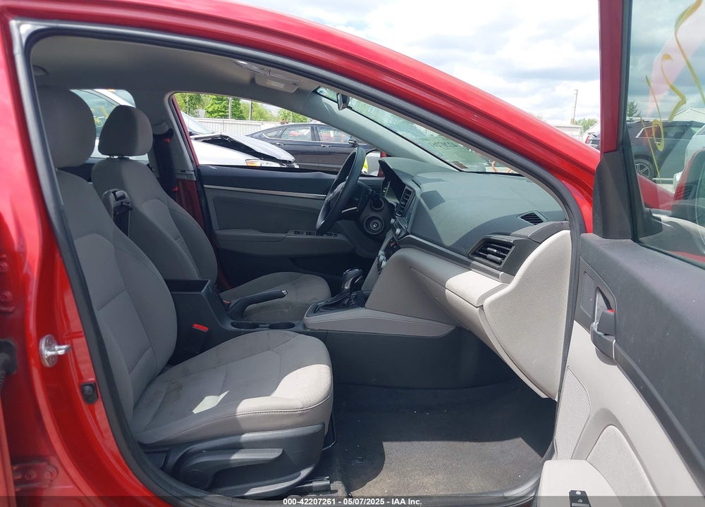 2020 HYUNDAI ELANTRA VIN: 5NPD84LF7LH541491