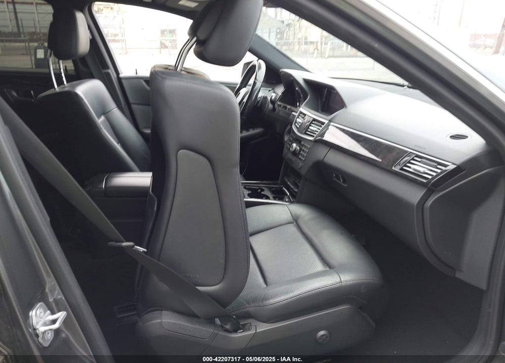 2012 MERCEDES-BENZ E 350 VIN: WDDHF5KB4CA617175