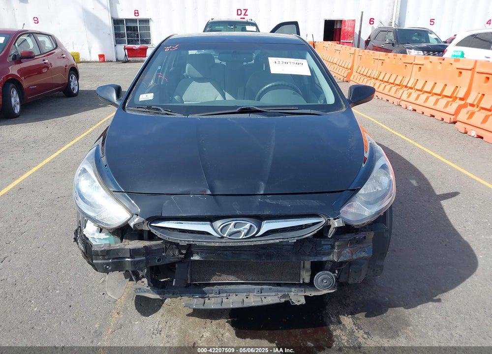 2013 HYUNDAI ACCENT VIN: KMHCT4AE9DU352588