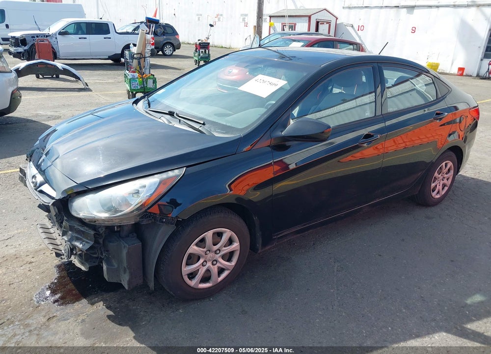 2013 HYUNDAI ACCENT VIN: KMHCT4AE9DU352588