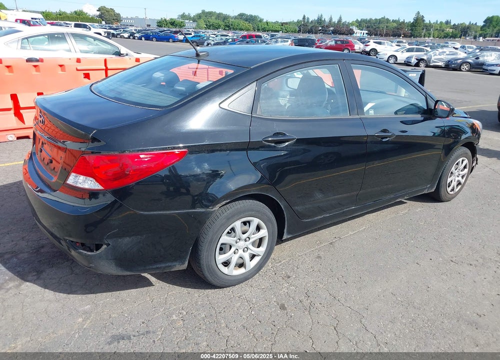 2013 HYUNDAI ACCENT VIN: KMHCT4AE9DU352588