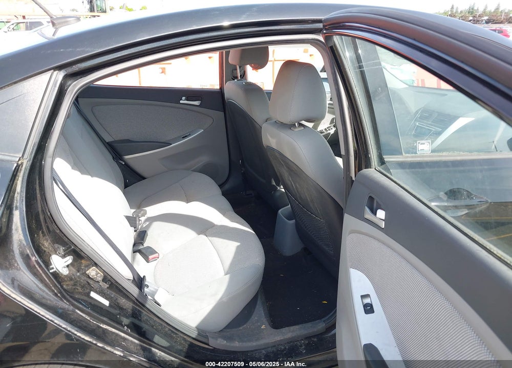 2013 HYUNDAI ACCENT VIN: KMHCT4AE9DU352588