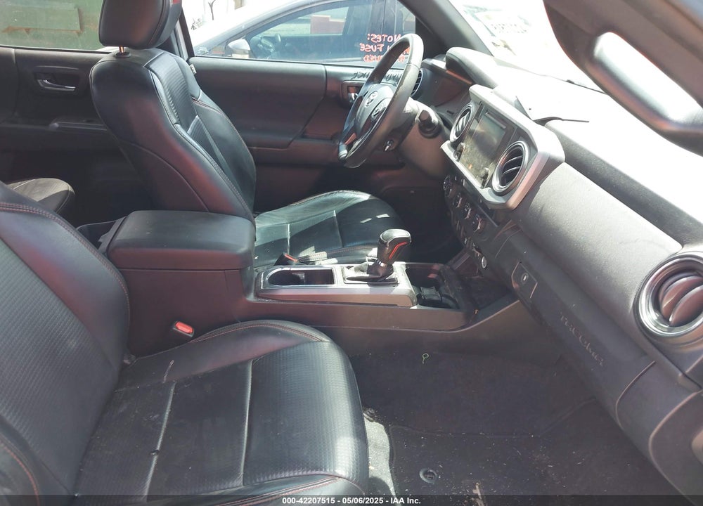 2019 TOYOTA TACOMA VIN: 5TFCZ5AN9KX207118
