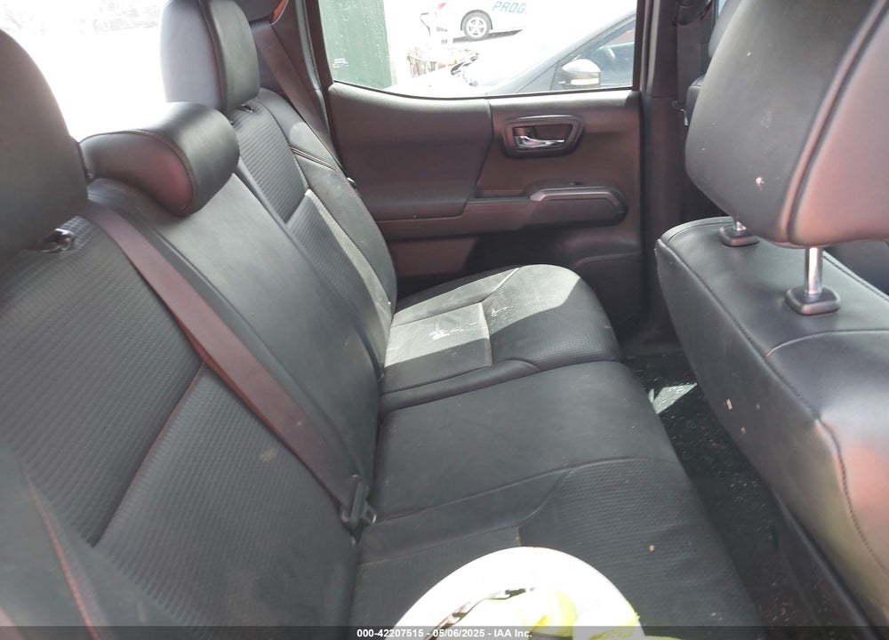 2019 TOYOTA TACOMA VIN: 5TFCZ5AN9KX207118