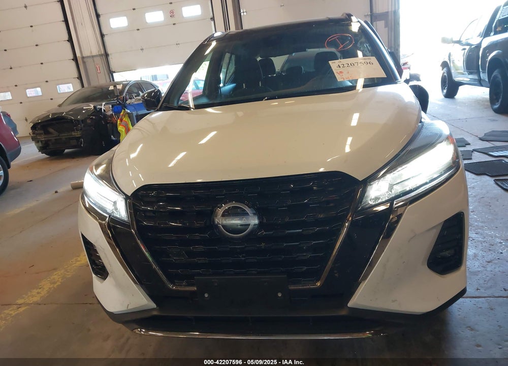 2024 NISSAN KICKS VIN: 3N1CP5DV6RL560300