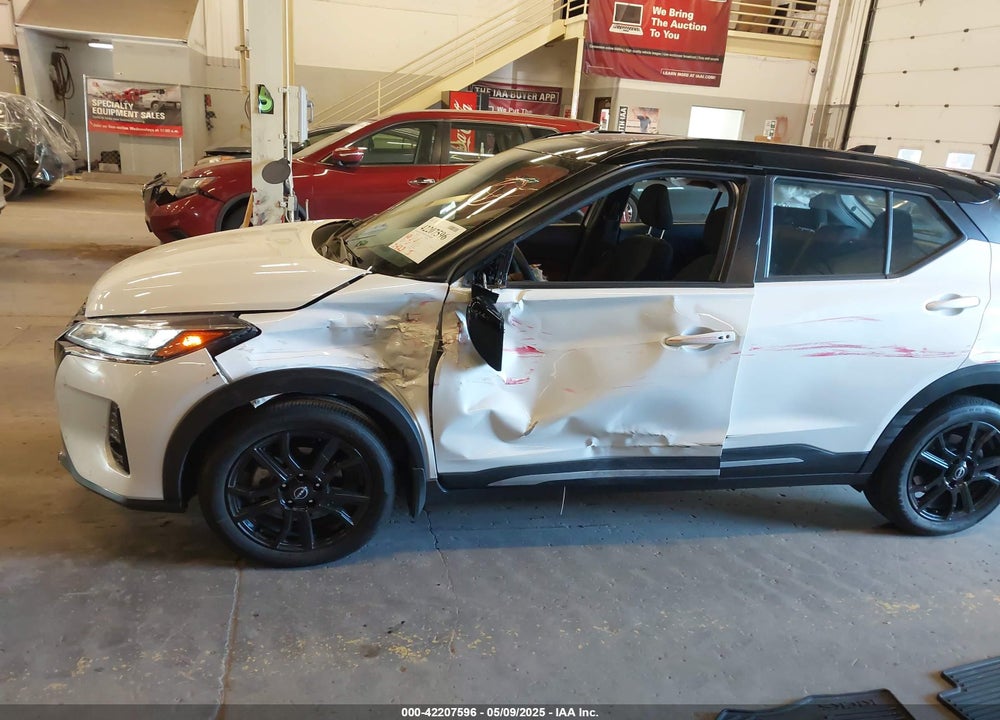 2024 NISSAN KICKS VIN: 3N1CP5DV6RL560300