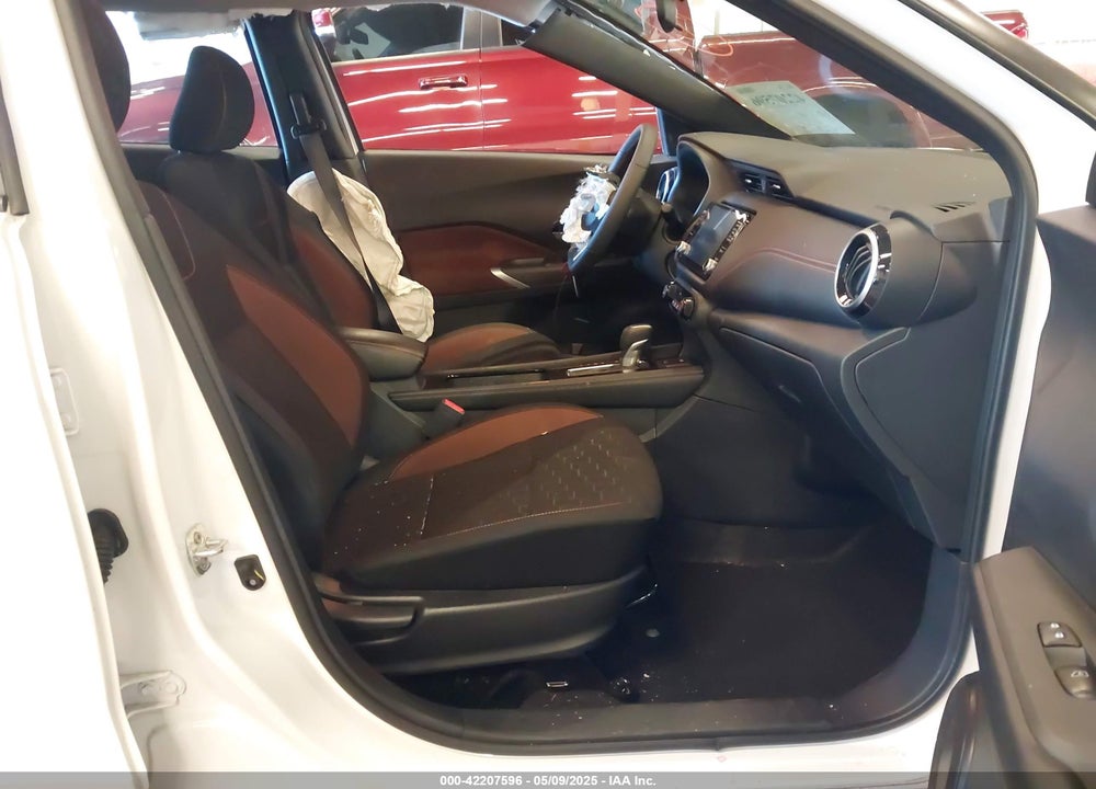 2024 NISSAN KICKS VIN: 3N1CP5DV6RL560300