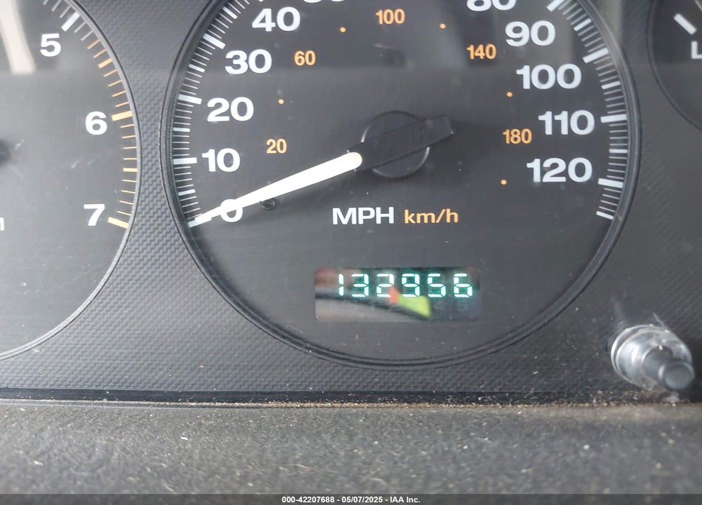 2002 JEEP GRAND CHEROKEE SPORT VIN: 1J4GW38S52C160021