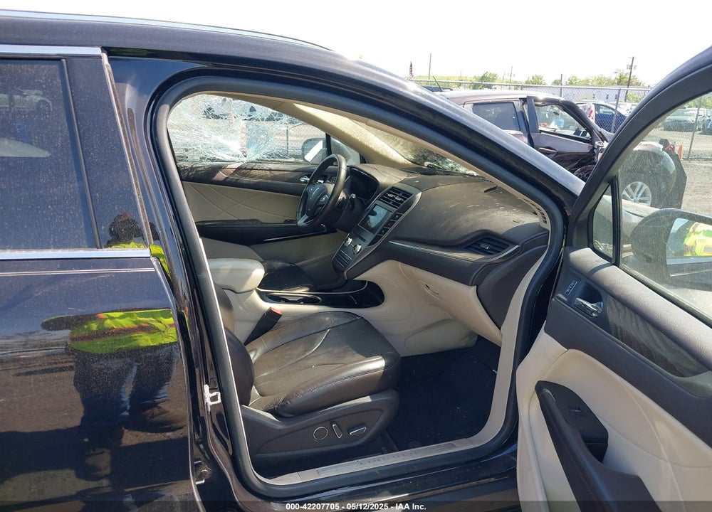 2019 LINCOLN MKC VIN: 5LMTJ3DH6KUL07611