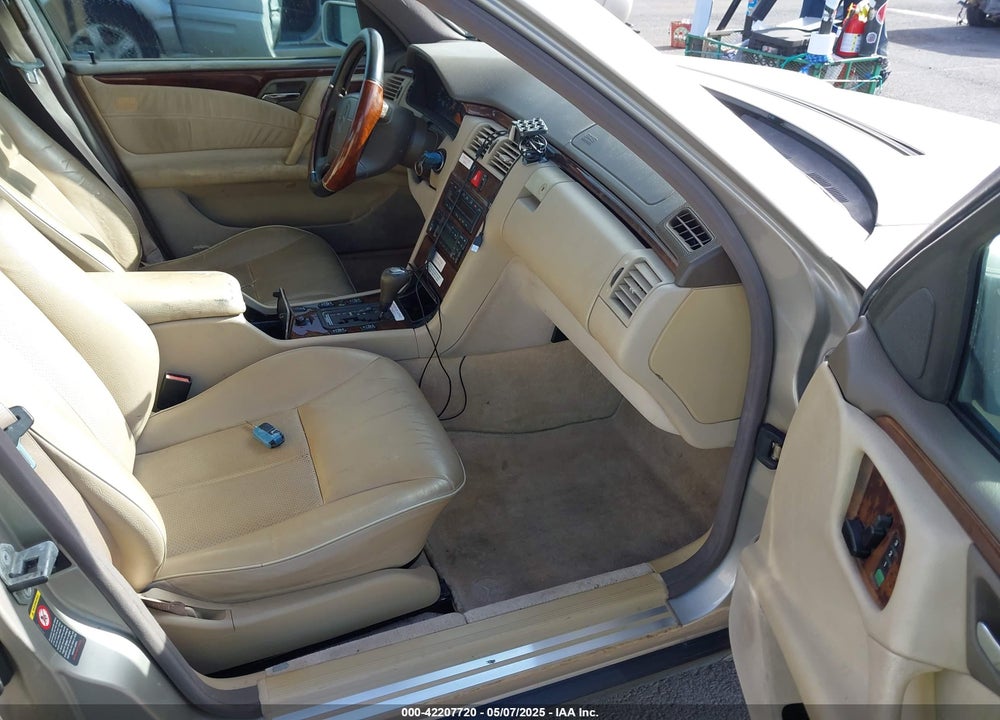 1997 MERCEDES-BENZ E 320 VIN: WDBJF55F6VA401520