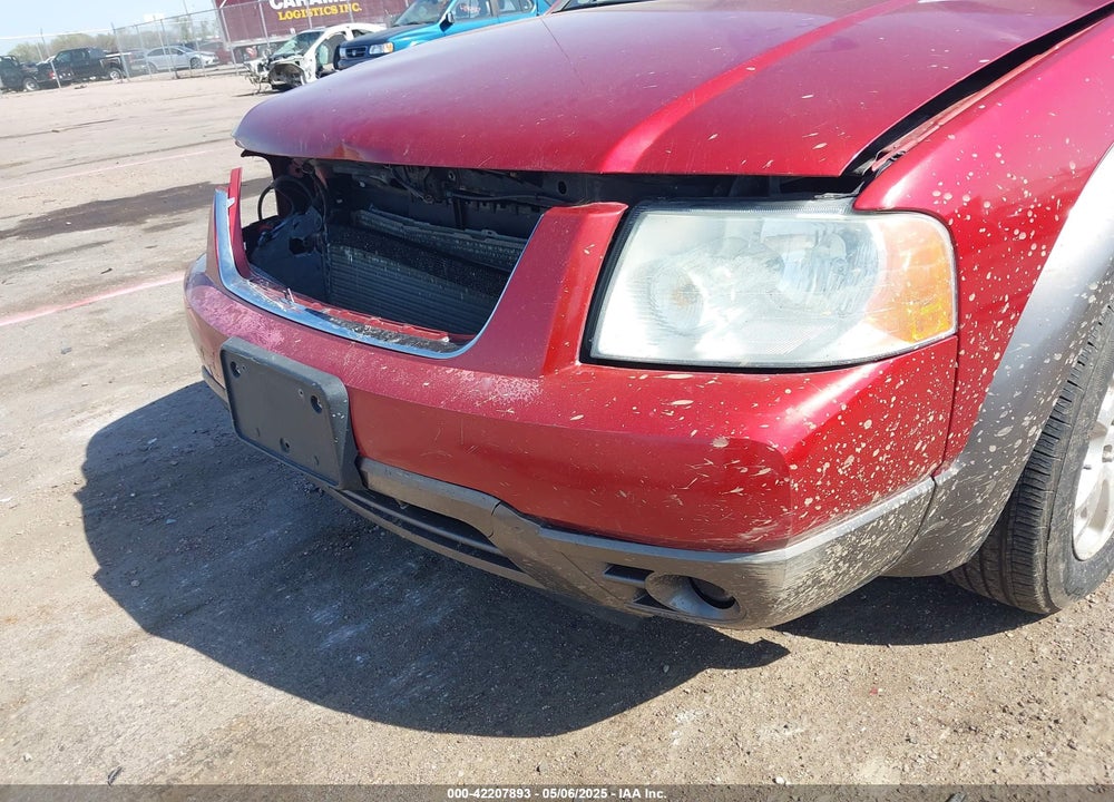 2005 FORD FREESTYLE SEL VIN: 1FMDK05135GA47806