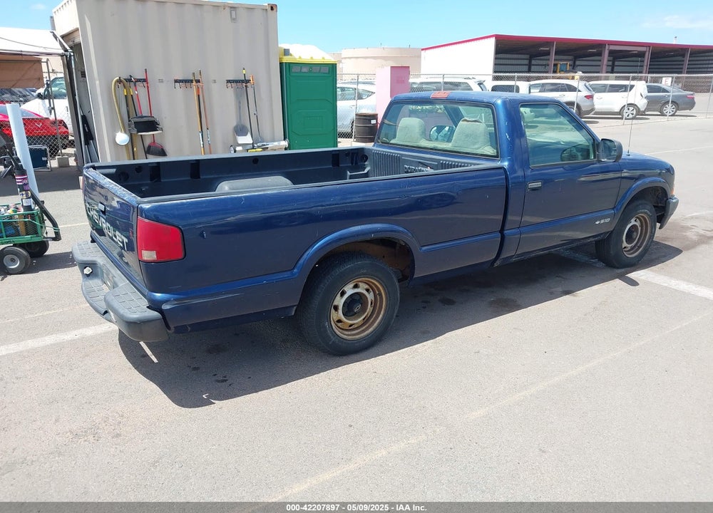 2000 CHEVROLET S-10 VIN: 1GCCS1459Y8300667
