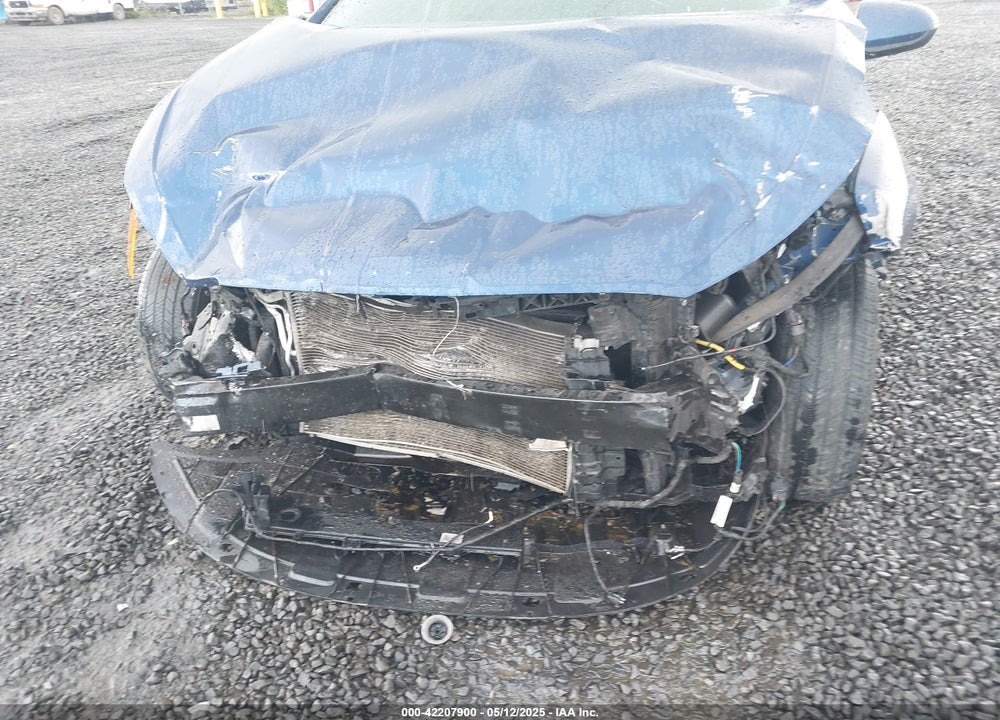 2019 HYUNDAI ELANTRA VIN: 5NPD74LF0KH423896