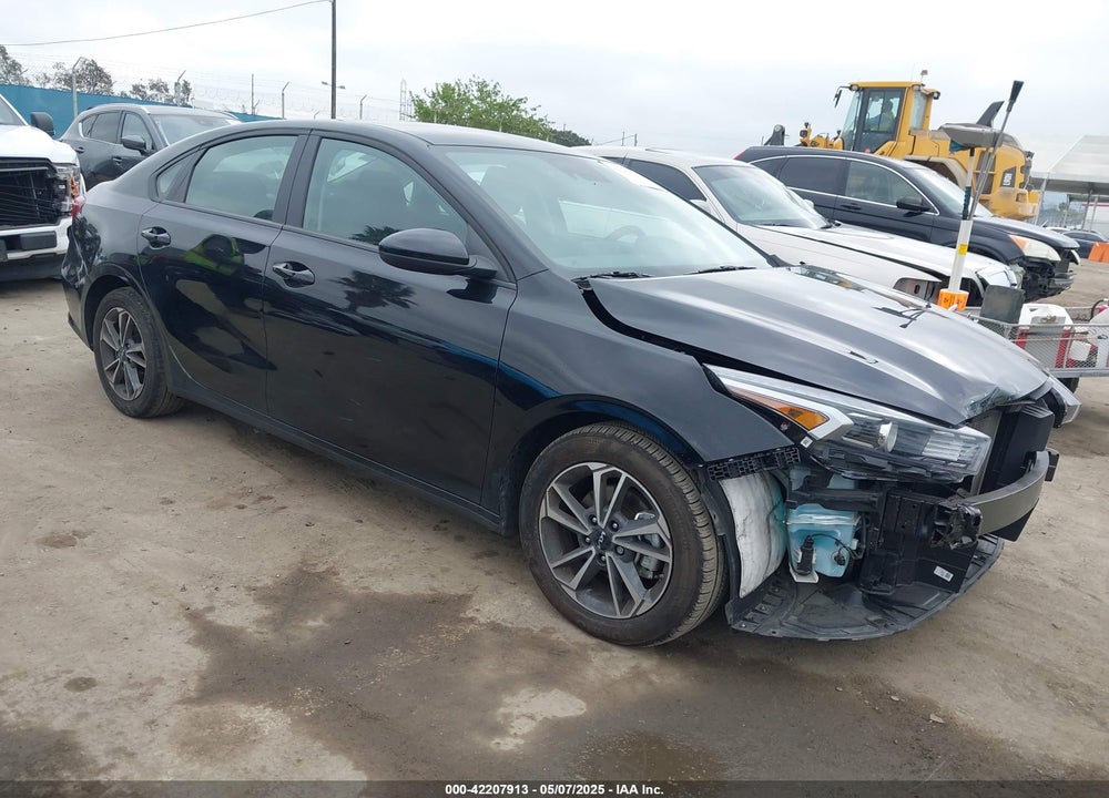 2024 KIA FORTE LXS VIN: 3KPF24AD6RE747068