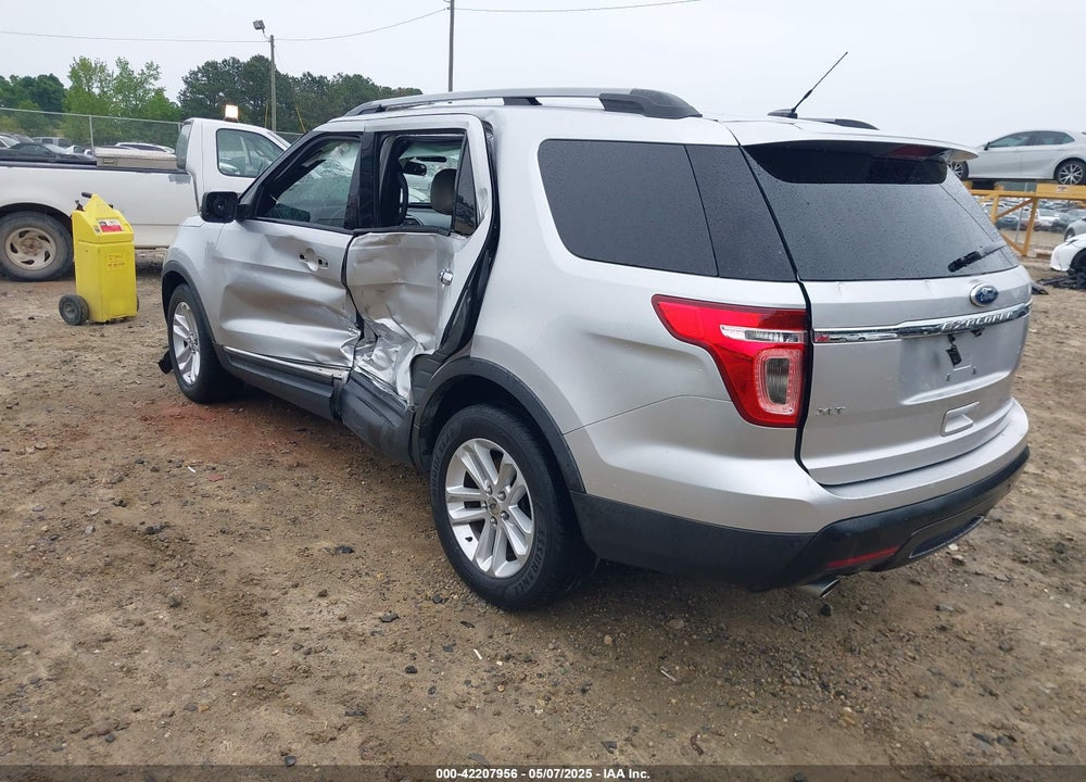 2011 FORD EXPLORER VIN: 1FMHK7D85BGA17582