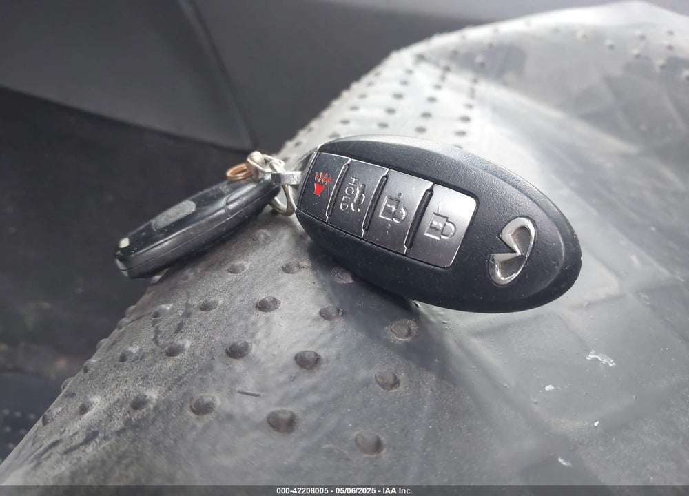 2007 INFINITI G35X VIN: JNKBV61F87M808517