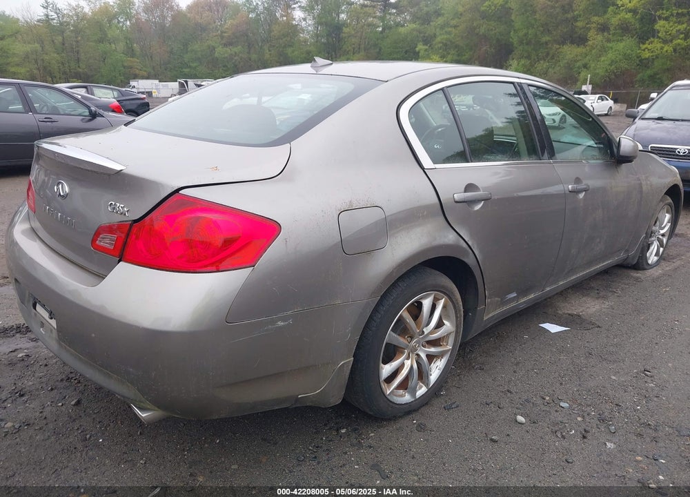 2007 INFINITI G35X VIN: JNKBV61F87M808517