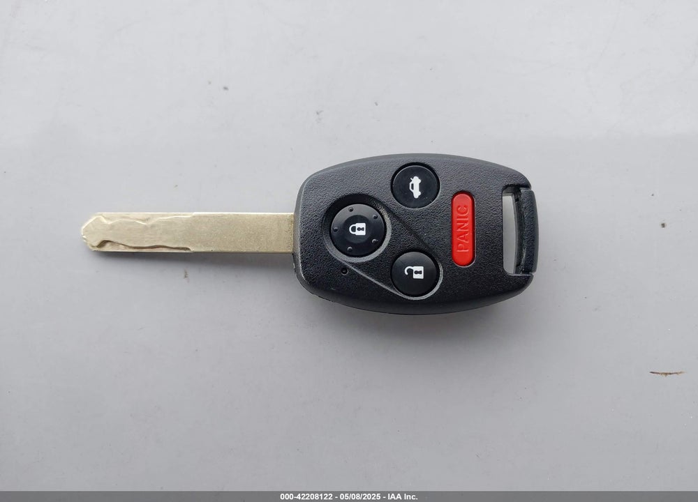 2004 HONDA ACCORD VIN: JHMCM56304C037696