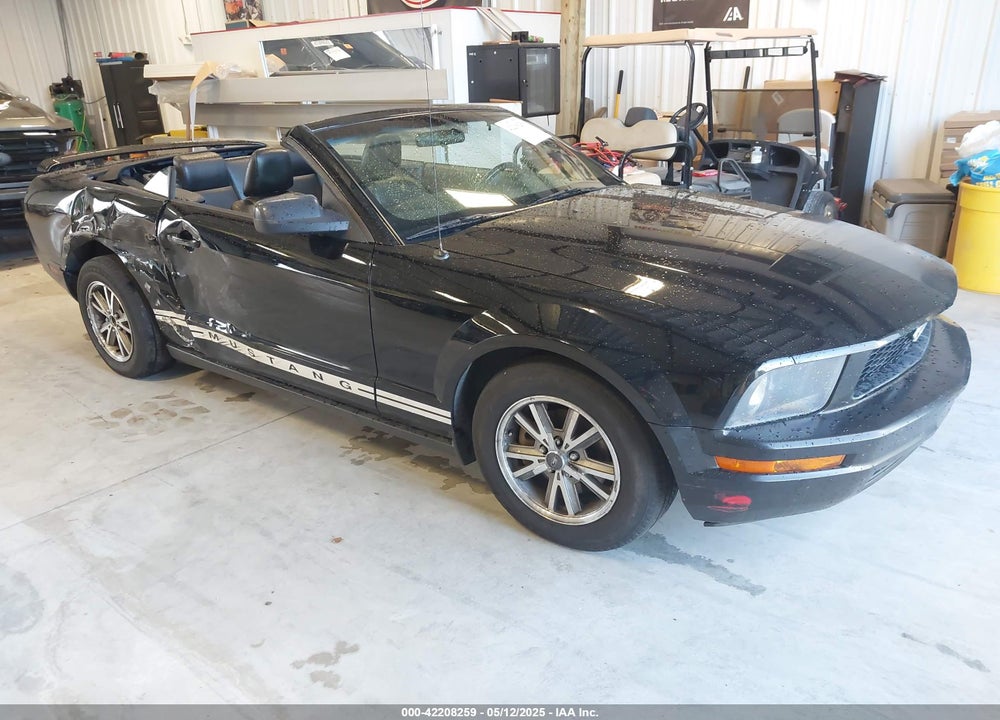2005 FORD MUSTANG VIN: 1ZVFT84N855165811