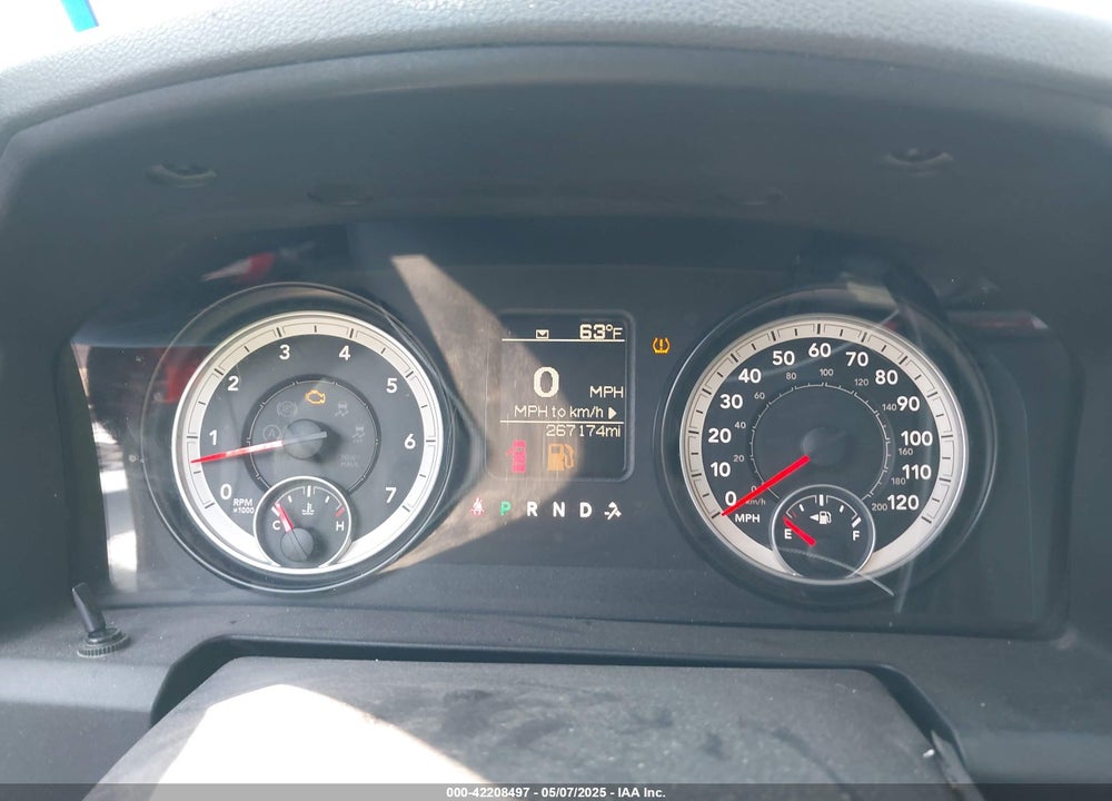 2013 RAM 1500 VIN: 1C6RR6KT2DS724233