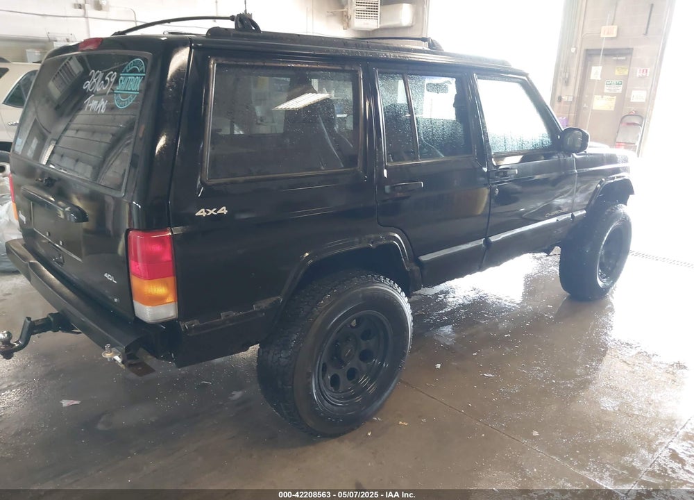 1998 JEEP CHEROKEE VIN: 1J4FJ68SXWL281659