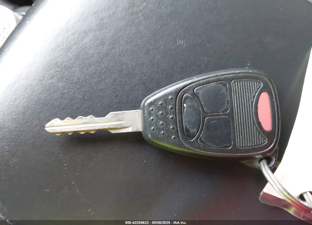 2011 JEEP LIBERTY RENEGADE VIN: 1J4PN3GK4BW542818