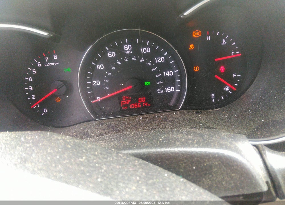 2015 KIA SORENTO VIN: 5XYKT4A69FG575646