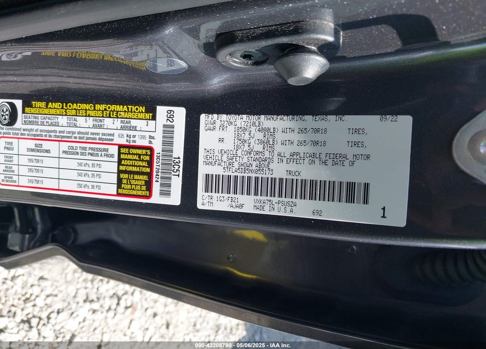 2022 TOYOTA TUNDRA VIN: 5TFLA5DB5NX055173
