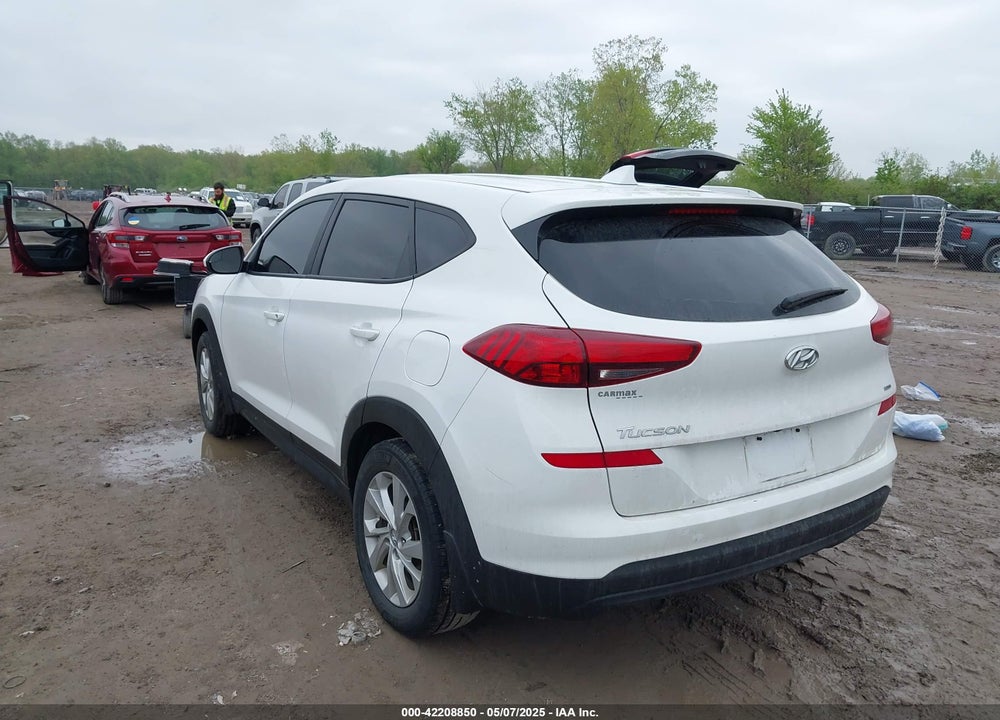 2021 HYUNDAI TUCSON SE VIN: KM8J2CA41MU286484