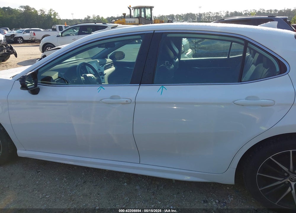 2021 TOYOTA CAMRY SE VIN: 4T1G11AK1MU566132
