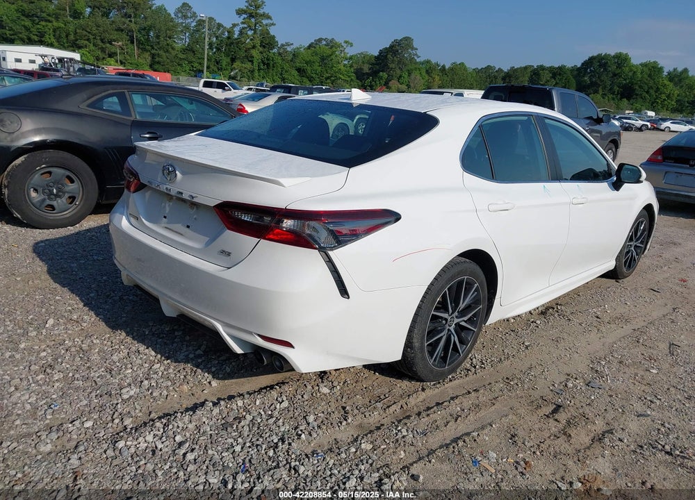 2021 TOYOTA CAMRY SE VIN: 4T1G11AK1MU566132
