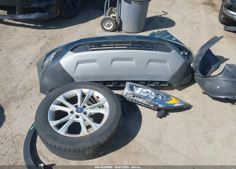 2019 FORD ESCAPE VIN: 1FMCU9HD7KUB75429