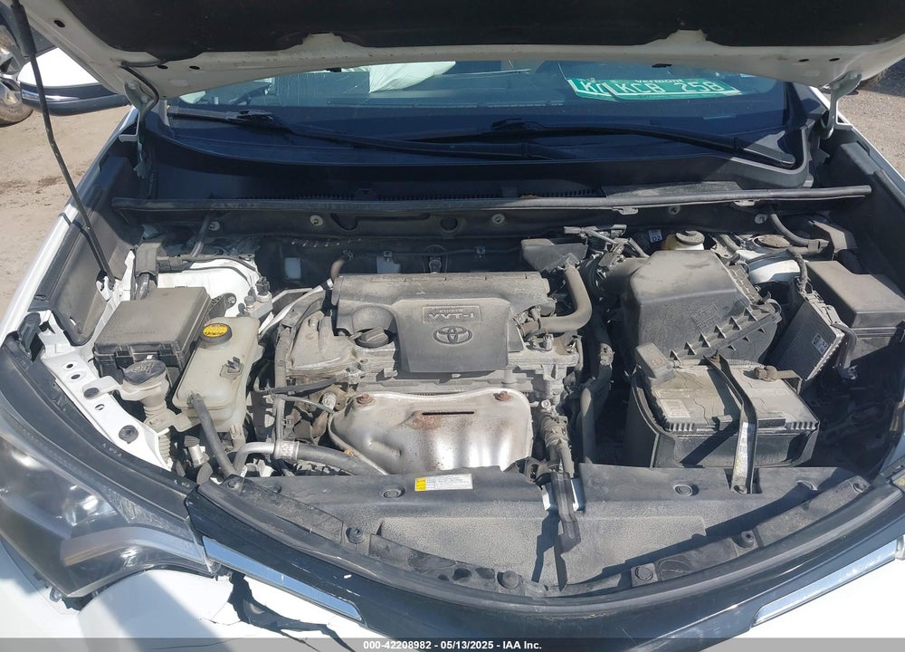 2017 TOYOTA RAV4 VIN: 2T3RFREV8HW647946