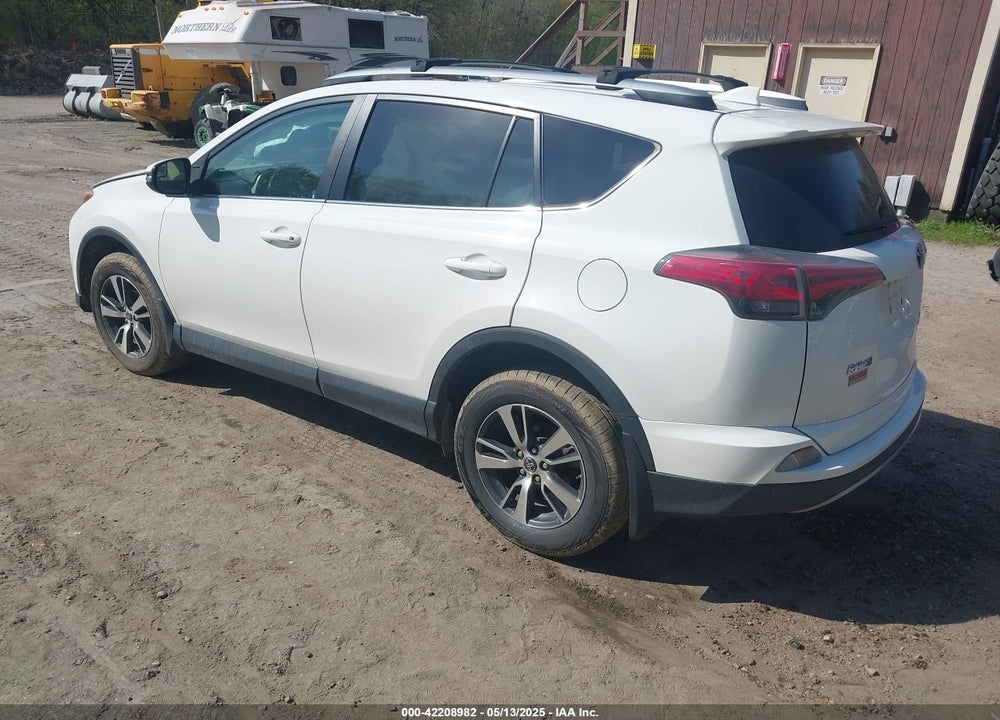 2017 TOYOTA RAV4 VIN: 2T3RFREV8HW647946
